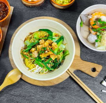 M&Igrave; SỦI CẢO THẬP CẨM 